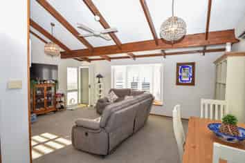 51a Fisher Place , Carterton