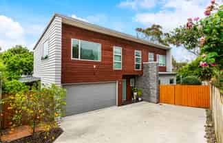 17A Limmer Place, Browns Bay