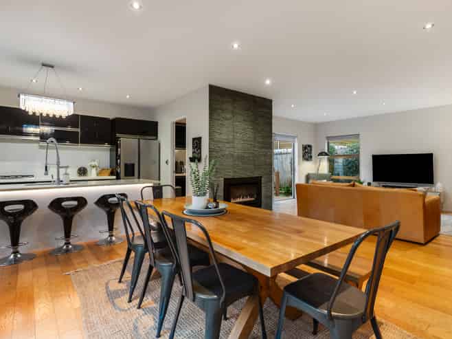 17A Limmer Place, Browns Bay