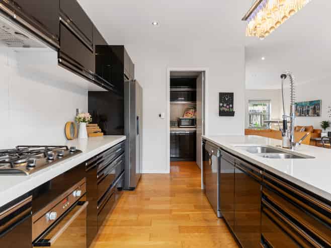 17A Limmer Place, Browns Bay