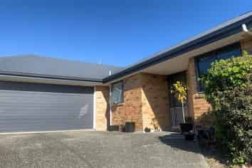 279 The Ridgeway, Stoke