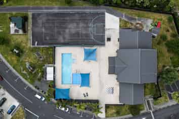 8 Rose Lane, Huntington