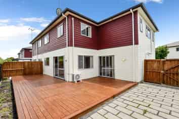 8 Rose Lane, Huntington