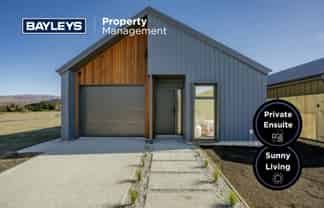 3 Booth Dr, Cromwell