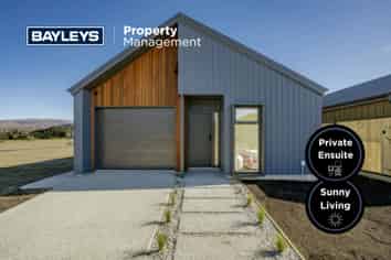 3 Booth Dr, Cromwell