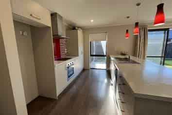 16 Echelon Drive, Wigram