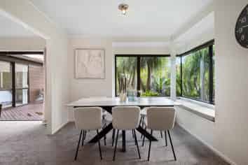 9 Gaylord Place, Conifer Grove