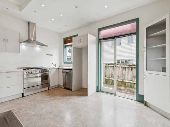 81 Hastie Ave, Mangere Bridge