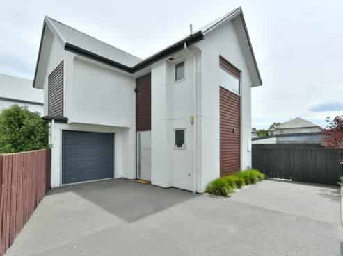 151C Canon Street, Edgeware