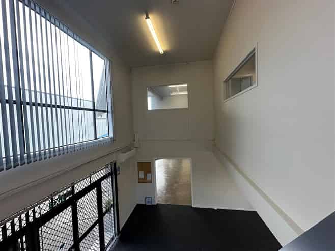 CBRE | Unique 379sqm Penrose Standalone