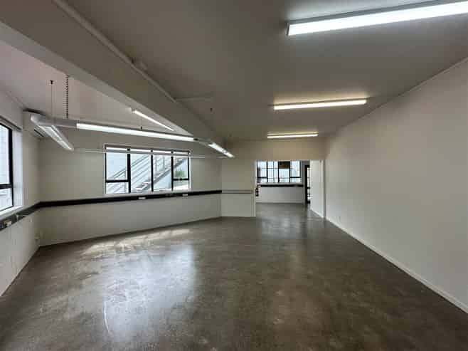 CBRE | Unique 379sqm Penrose Standalone