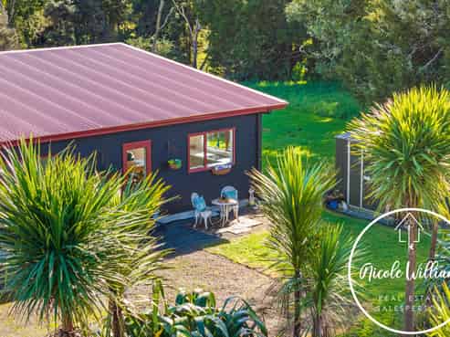 437 Paparoa Station Road, Paparoa