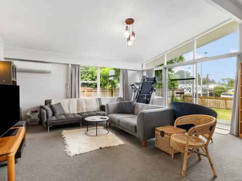 53 Sandspit Road, Waiuku