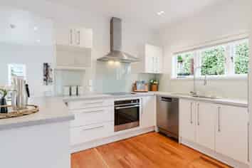 27 Masters Avenue, Hillcrest