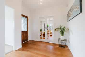 27 Masters Avenue, Hillcrest