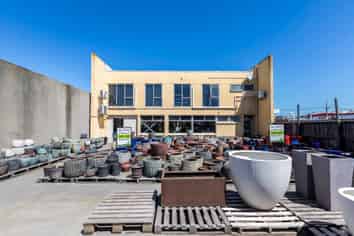 Dual Access on Moorhouse -Place your Business Here