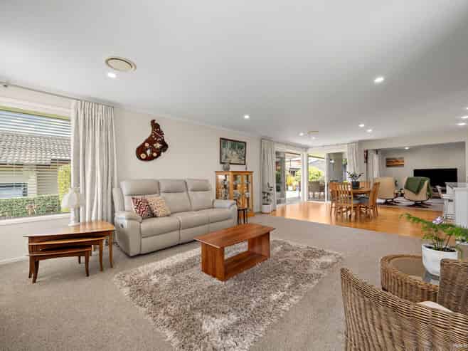 54 Elsie Drive, Waiuku