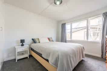 2 Cameron Street, Seaview