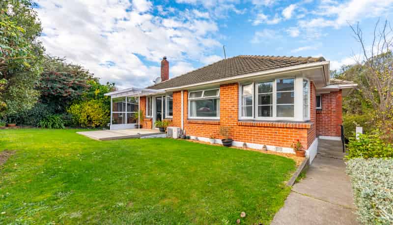 2 Cameron Street, Seaview