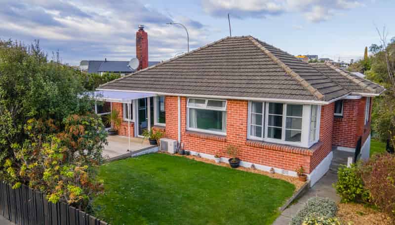 2 Cameron Street, Seaview