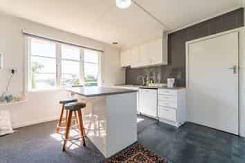 2 Cameron Street, Seaview