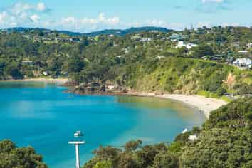 50 Tiri Road, Oneroa