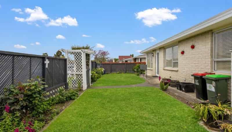 7/412 Avenue Road West, Hastings