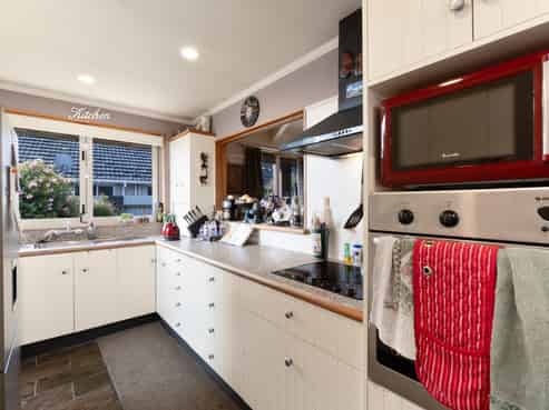 97 Gladstone Terrace, Gladstone