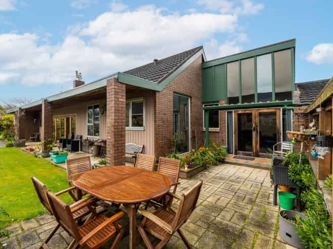 97 Gladstone Terrace, Gladstone