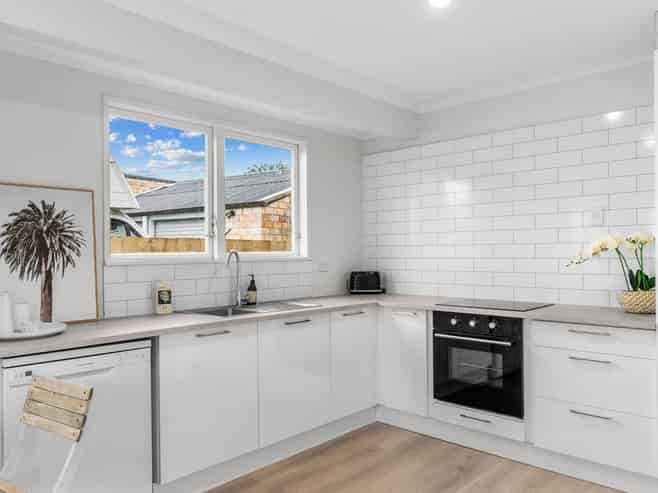 5 Montague Place, Onerahi