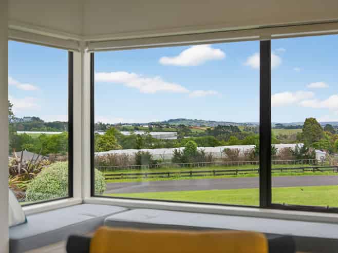 2 Lawrence Carter Drive, Bombay