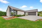 2 Lawrence Carter Drive, Bombay, Franklin, Auckland