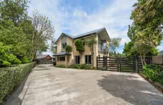 11 Highpeak Place, Wigram