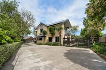 11 Highpeak Place, Wigram