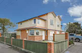 2/146 Derby Street, WESTPORT