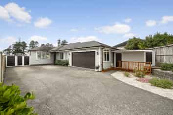 14 Gumdigger Rise, Millwater