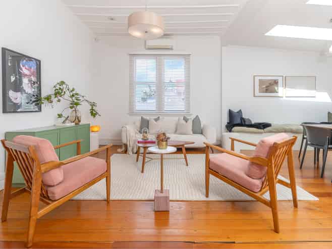 12 Third Avenue, Kingsland