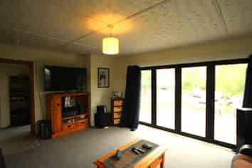 55 Dovecote Avenue, CORSTORPHINE