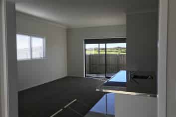 586B Papamoa Beach Road, Papamoa