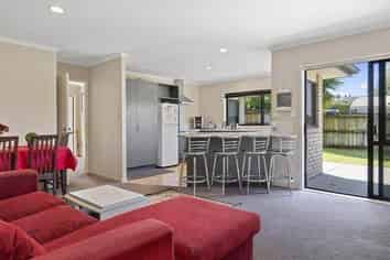 75 Inverness Drive, Pyes Pa