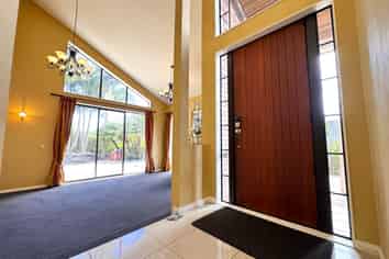 44 Grammar School Road, Pakuranga