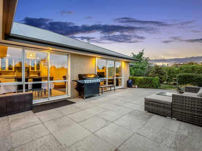 19 Wards Road, Swannanoa