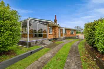 5 Tybalt Street, Stratford