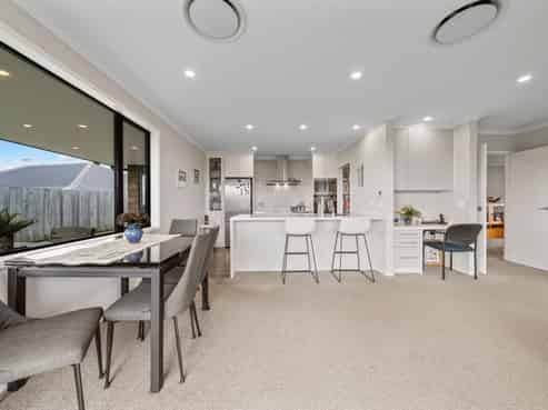 385 Frankley Road, Ferndale