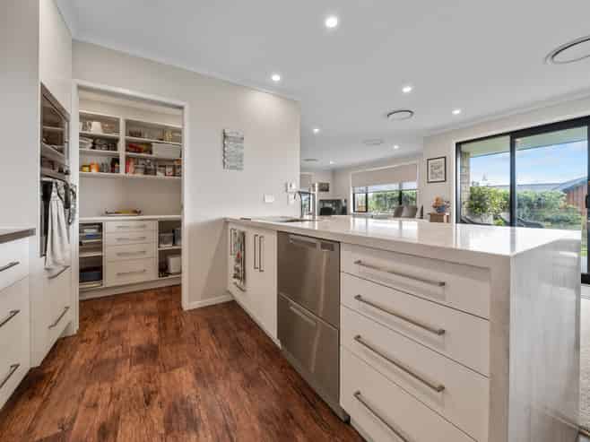 385 Frankley Road, Ferndale