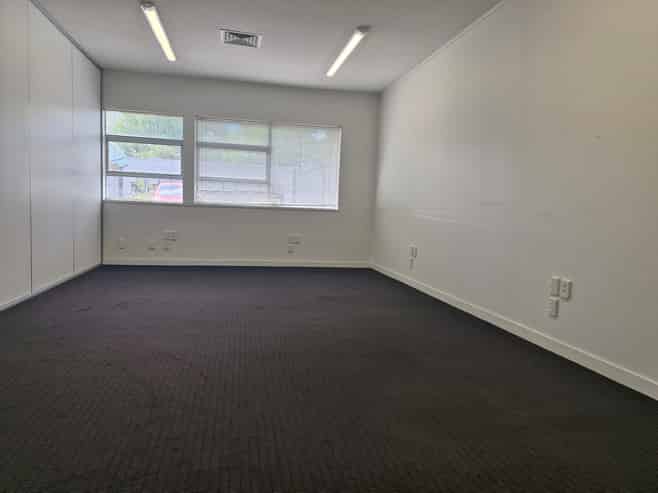 Sunny ground floor offices