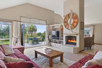 1173 Papamoa Beach Road, Papamoa