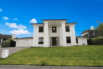 5 Karl Michael Crescent, Flagstaff