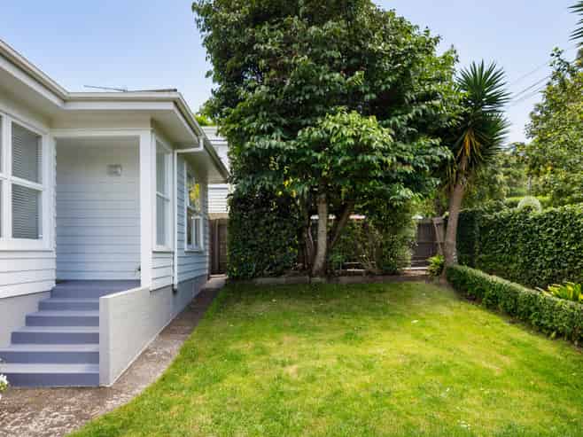 18 Vinter Terrace, Mount Albert