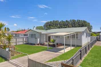 142 College Road, Edgecumbe